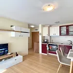 아파트 Bratanov Lifestyle Deluxe 네세부르