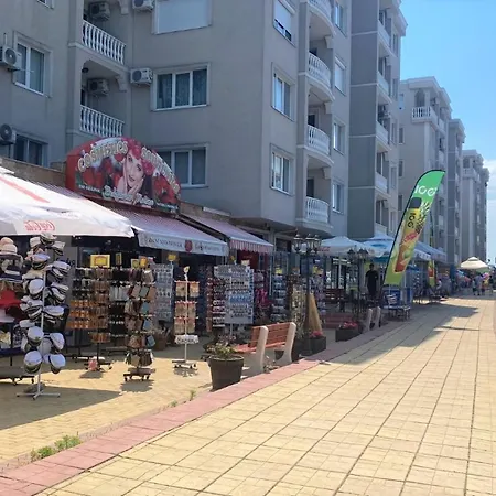 Bratanov Lifestyle Deluxe 公寓 内塞伯尔